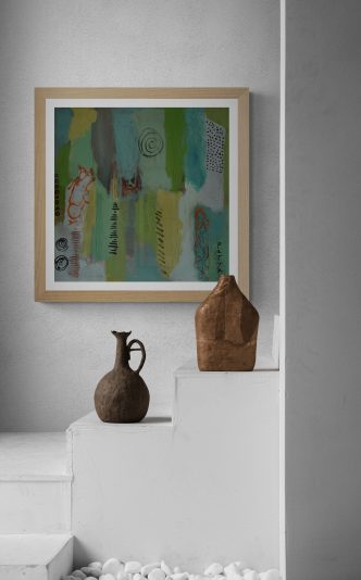 Clay_pottery_sitting_on_concrete_steps