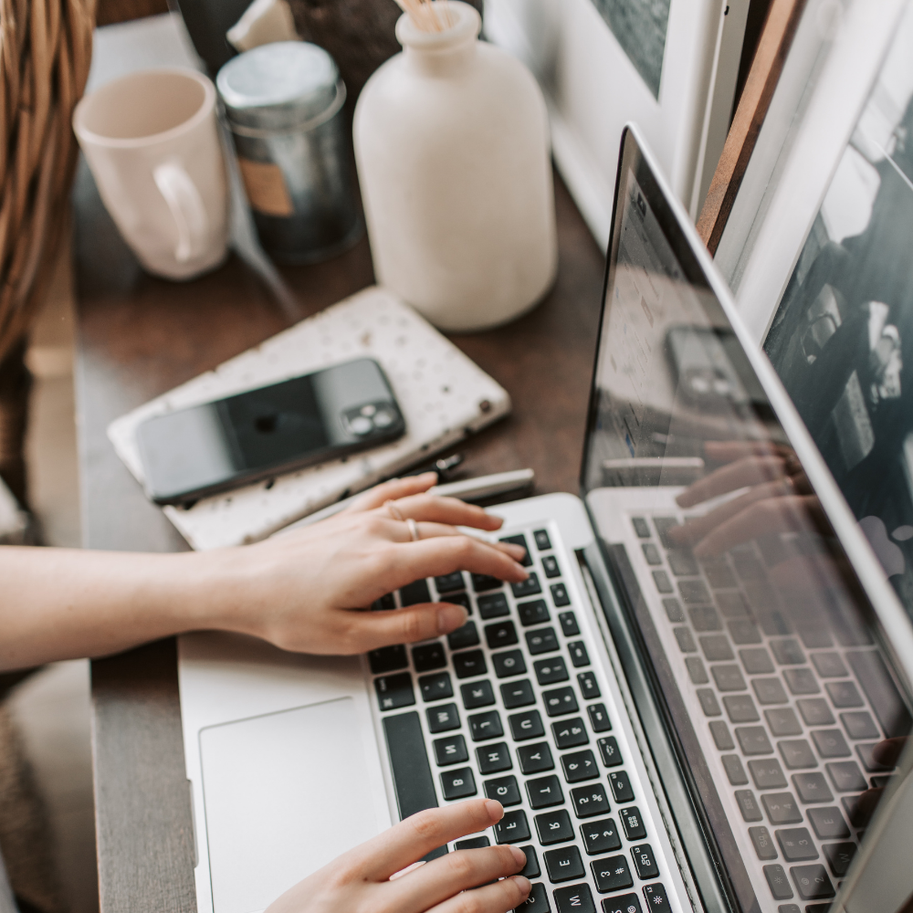 Optimisez votre site d’artiste en 2026 pour que Google et l’IA vous trouvent